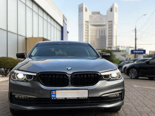 BMW 5 Series foto 2