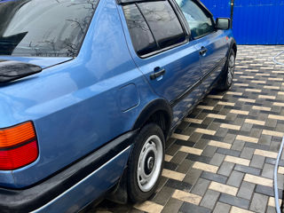 Volkswagen Vento foto 4