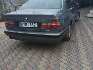 BMW 5 Series foto 7