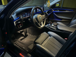 BMW 5 Series foto 6