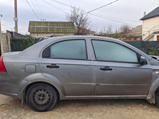 Chevrolet Aveo foto 2