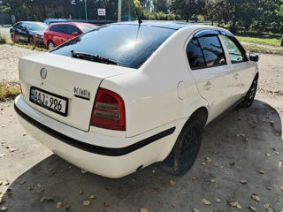 Skoda Octavia foto 3