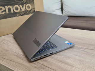 Lenovo ThinkBook (i7 10Gen, Ram 16Gb, SSD NVME 512Gb, Intel Irys Xe) foto 4