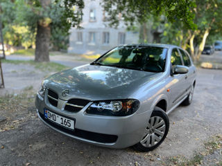 Nissan Almera foto 4