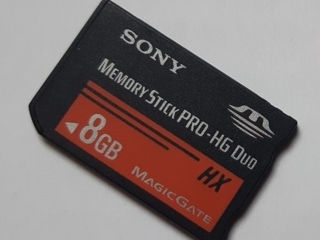 Карта памяти (Memory Card) Sony Memory Stick PRO-HG Duo 8GB