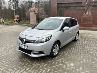 Renault Grand Scenic foto 8