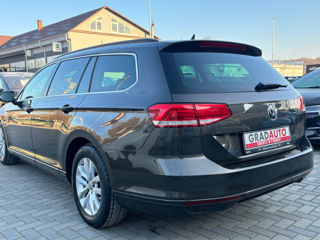 Volkswagen Passat foto 8