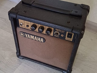 Гитарный комбоусилитель Yamaha GA-10 foto 2