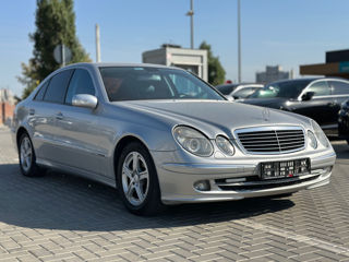 Mercedes E-Class foto 2