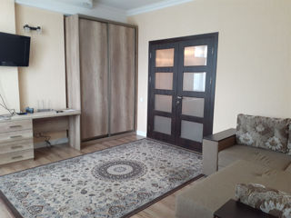 Apartament cu 2 camere, 75 m², Botanica, Chișinău