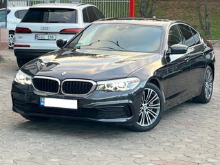 BMW 5 Series foto 3