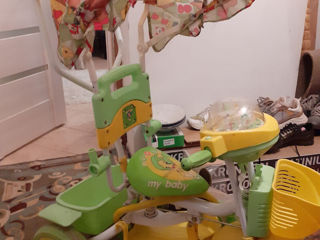 Tricicleta pentru copil,, are un defect in rest foarte buna!! foto 1