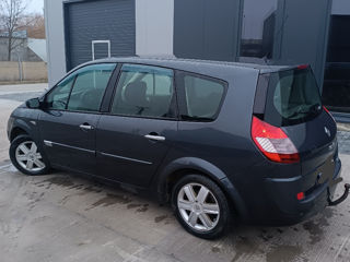 Renault Grand Scenic foto 6