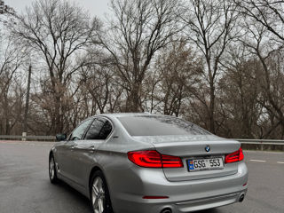 BMW 5 Series foto 4