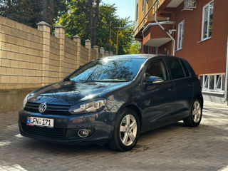 Volkswagen Golf foto 1