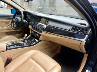 BMW 5 Series foto 12