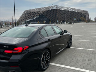 BMW 5 Series foto 5