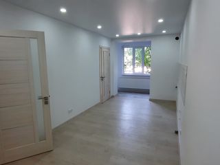 apartament 2 odai, Straseni, Ion Caraciobanu 19 foto 3