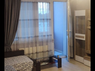 Apartament cu 2 camere, 72 m², Poșta Veche, Chișinău foto 4