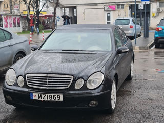 Mercedes E-Class foto 5