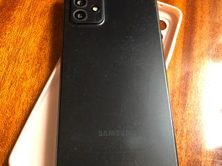 Samsung Galaxy A72, 8/256GB. Poate fi schimbat cu iPhone.
