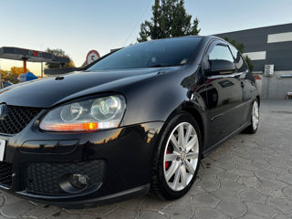 Volkswagen Golf foto 2