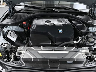 BMW 3 Series foto 8