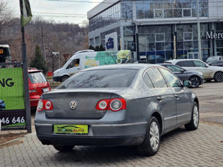 Volkswagen Passat foto 6