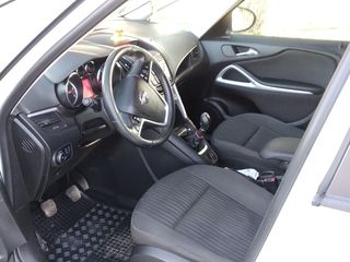 Opel Zafira foto 8