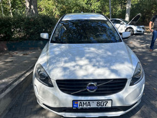 Volvo XC60 фото 3