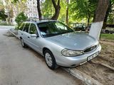 Ford Mondeo foto 6