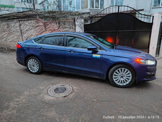 Ford Fusion foto 7