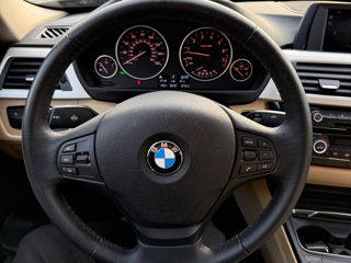 BMW 3 Series foto 7