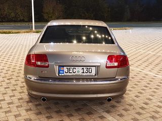 Audi A8 foto 7