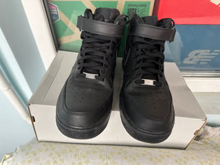 Продам Nike Airforce 1 MID 07 foto 2