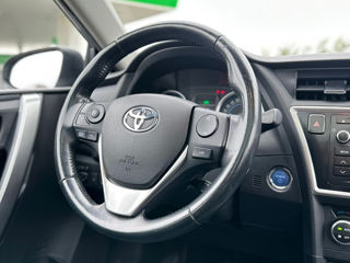 Toyota Auris foto 6