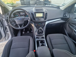 Ford Kuga foto 13