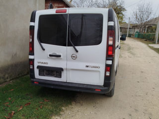 Opel Vivaro foto 4