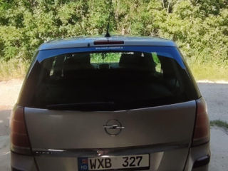 Opel Zafira foto 4