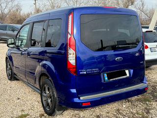 Ford Tourneo Connect foto 4