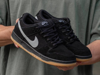 Nike SB Dunk Low Black Grey foto 1