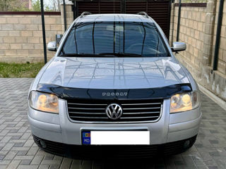 Volkswagen Passat foto 2