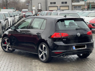 Volkswagen Golf foto 4