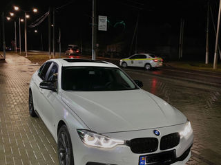 BMW 3 Series foto 2