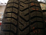 Michelin Continental Bridgestone Pirelli Dunlop Nokian Goodyear Hankook Kumho Toyo Yokohama Kleber foto 8