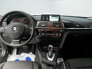 BMW 3 Series foto 6