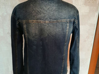 Продам джинсовую куртку - 400 лей. новая.  размер 48-50. foto 4