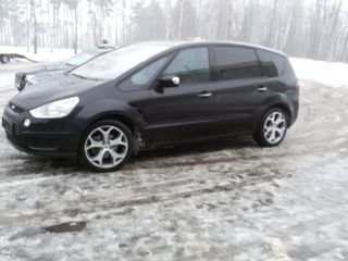 Ford S-Max foto 1