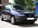 Opel Astra foto 1