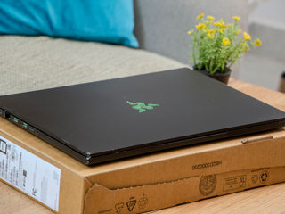 Razer Blade 17/ Core I7 10875H/ 16Gb Ram/ RTX 2080 Super/ 1Tb SSD/ 17.3" FHD IPS 300Hz!! foto 13